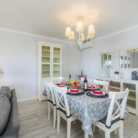 Daire Edificio Brisas